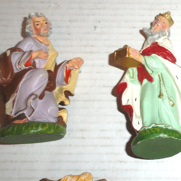 Lot of 5 VTG Hand Painted Composition Nativity Figures with Chip Damage READ - Picture 2 of 16